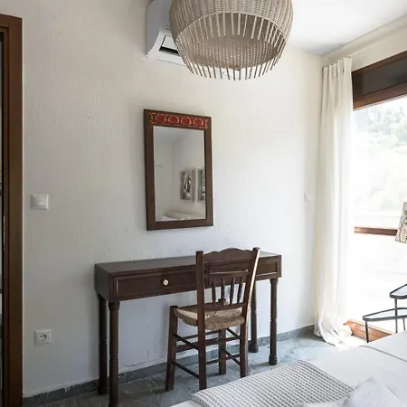 Aza Beachfront By Luxlikehome Ladhokopana