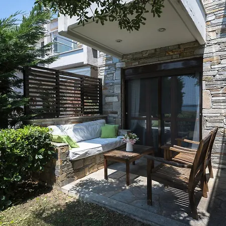 Aza Beachfront By Luxlikehome