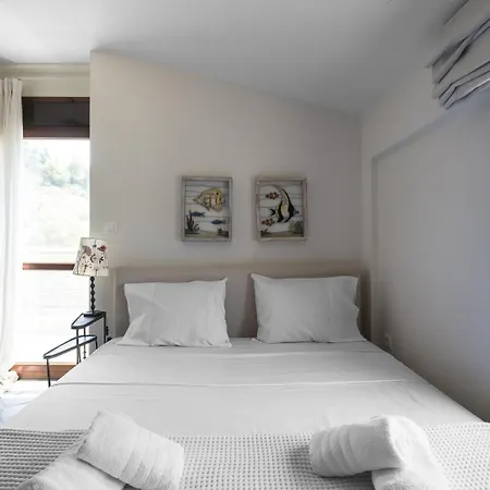 빌라 Aza Beachfront By Luxlikehome Ladhokopana